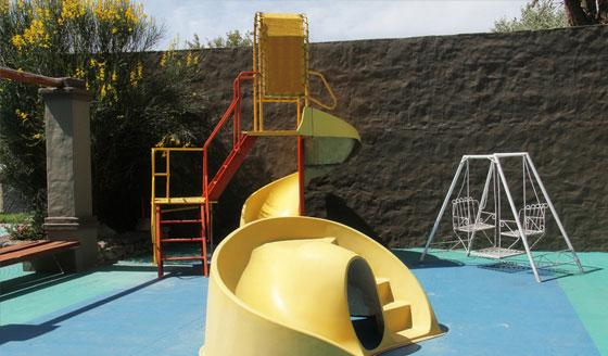 Exterior de la Hostería Lunahuana, Tucumán, Argentina