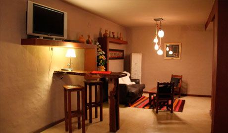 Habitación de la Hostería Lunahuana, Tucumán, Argentina